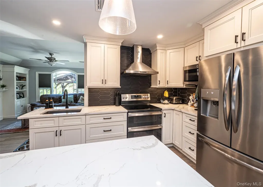 74 Broadway Bethpage NY 11714