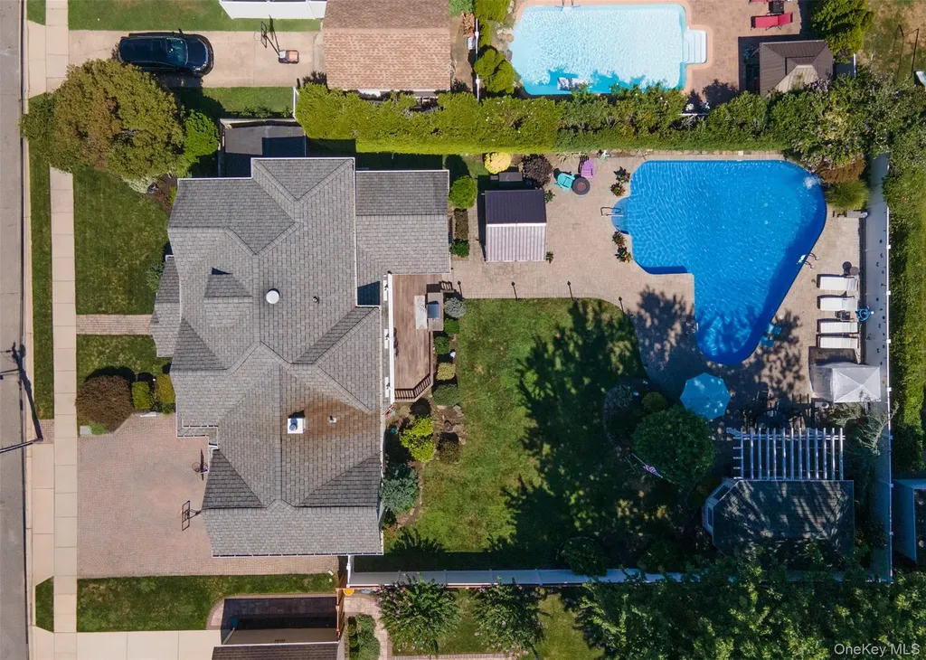 74 Broadway Bethpage NY 11714