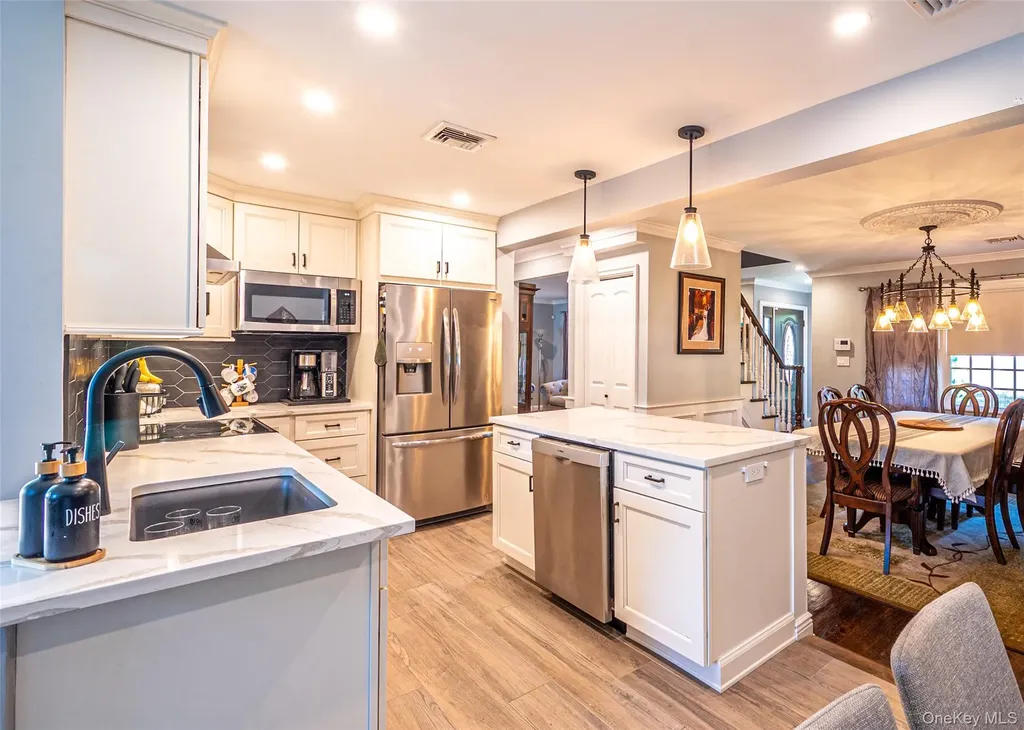 74 Broadway Bethpage NY 11714