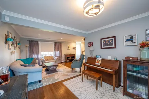 74 Broadway Bethpage NY 11714