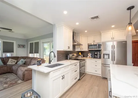 74 Broadway Bethpage NY 11714