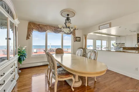 43 Oak Point Drive N Bayville NY 11709
