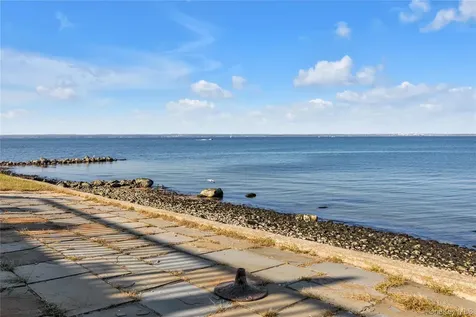 43 Oak Point Drive N Bayville NY 11709