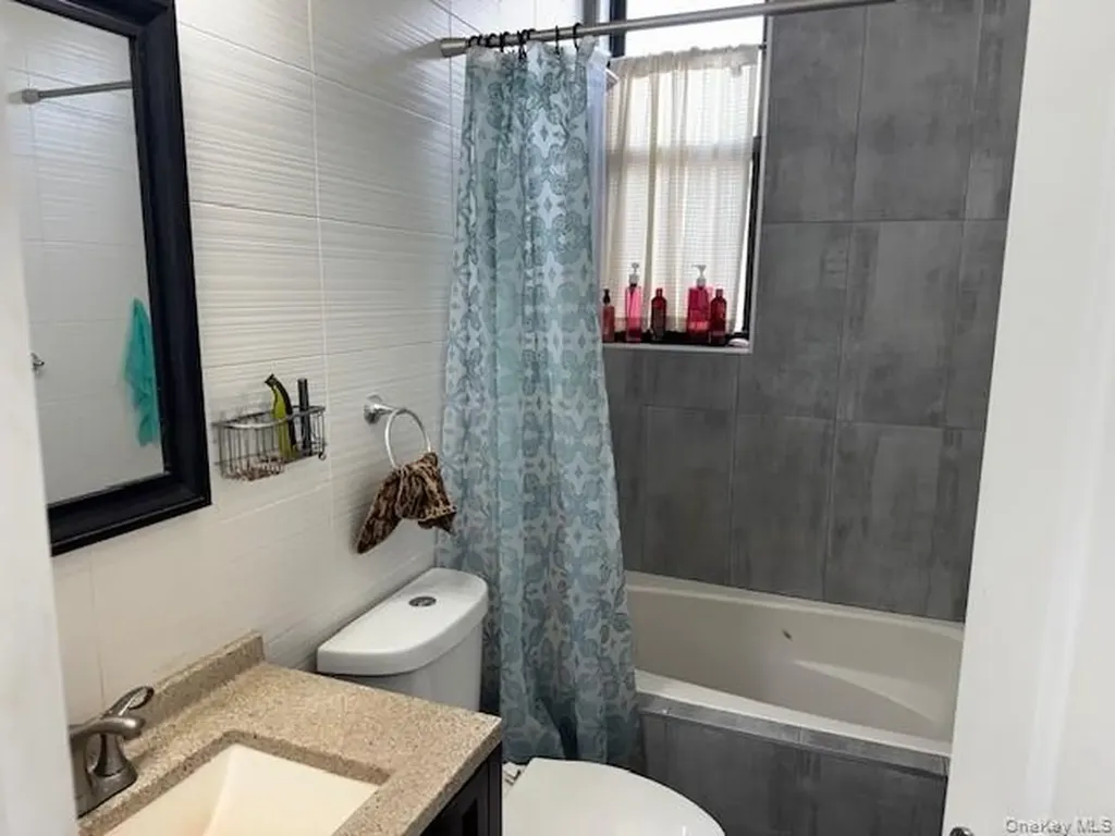186 Howard Avenue Brooklyn NY 11233