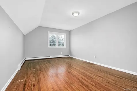 50 Custis Avenue White Plains NY 10603