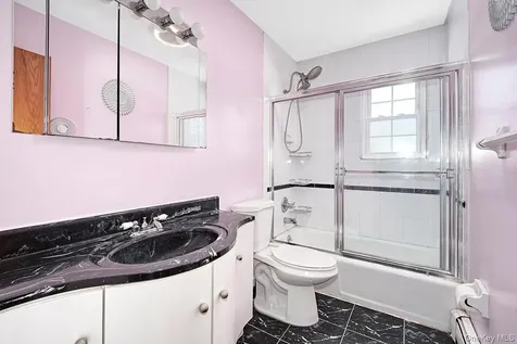 50 Custis Avenue White Plains NY 10603
