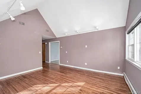 50 Custis Avenue White Plains NY 10603