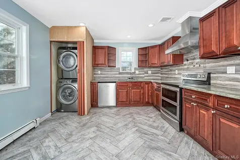 50 Custis Avenue White Plains NY 10603