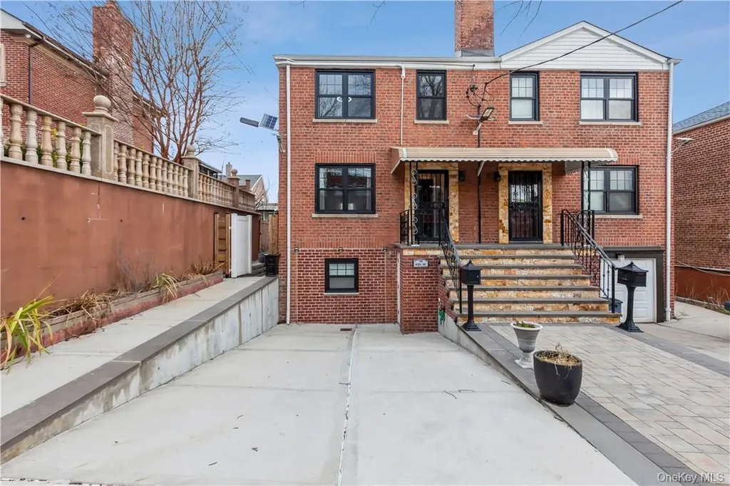 2336 Mickle Avenue Bronx NY 10469