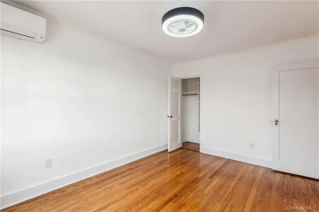 2336 Mickle Avenue Bronx NY 10469
