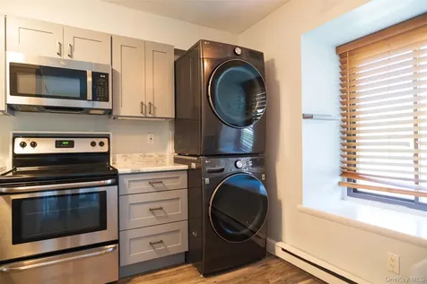 5 Hammond Plaza Beacon NY 12508