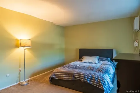 5 Hammond Plaza Beacon NY 12508