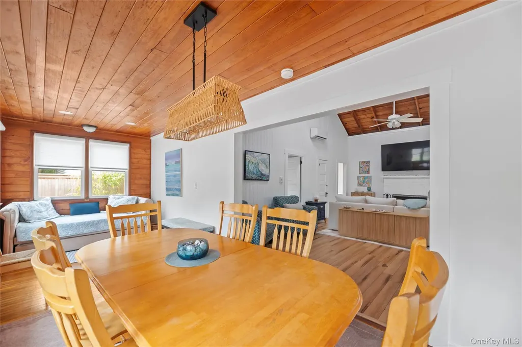 25 Atlantic Avenue Seaview NY 11770