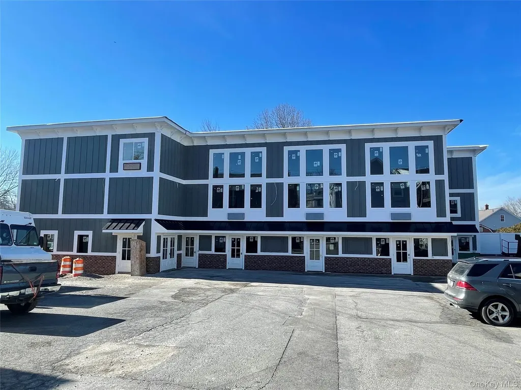 42 N Main Street Florida NY 10921