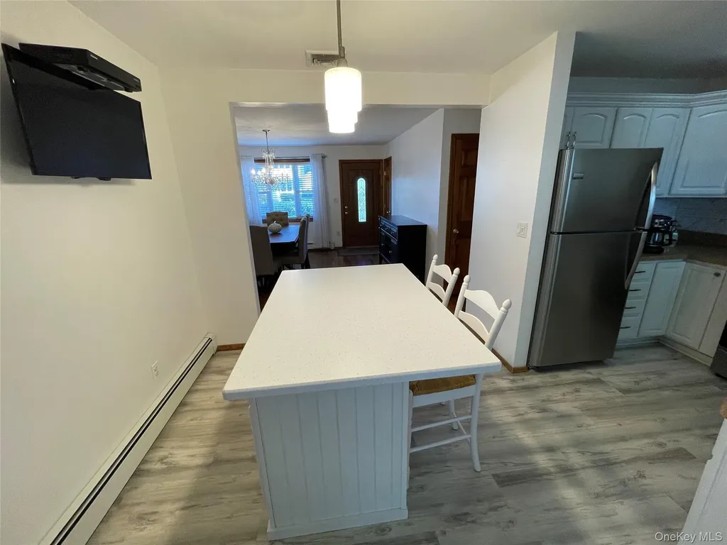 1321 7th Street West Babylon NY 11704