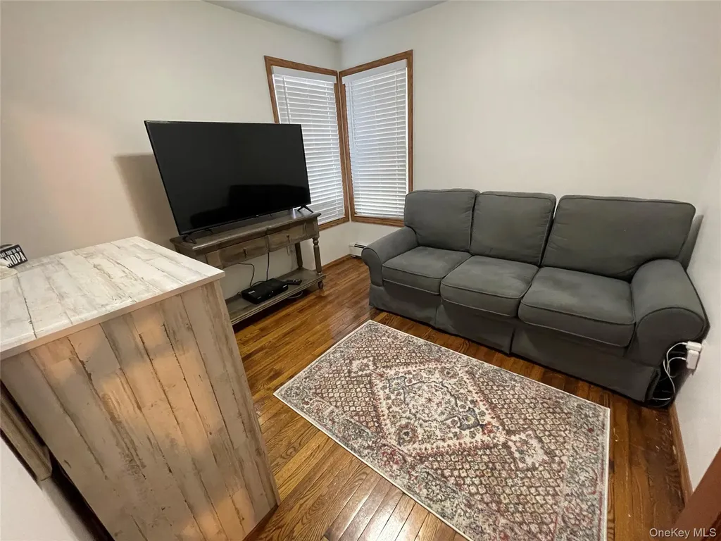 1321 7th Street West Babylon NY 11704