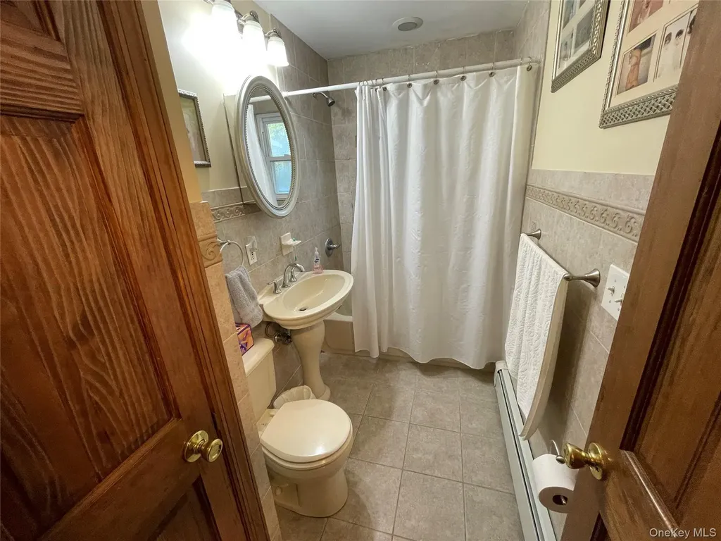 1321 7th Street West Babylon NY 11704