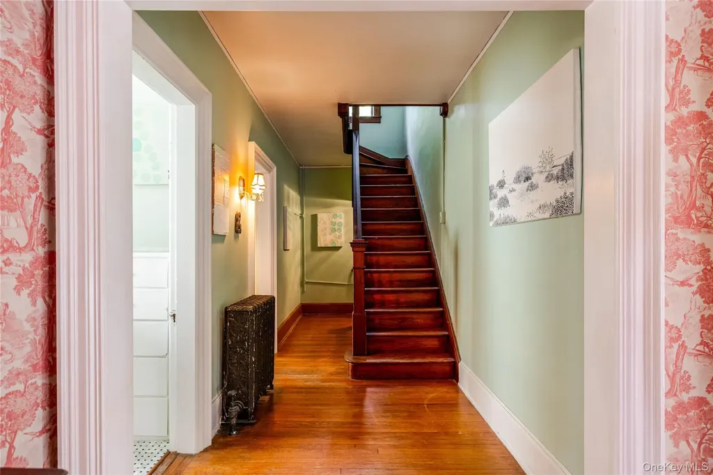 119 Academy Street Poughkeepsie NY 12601