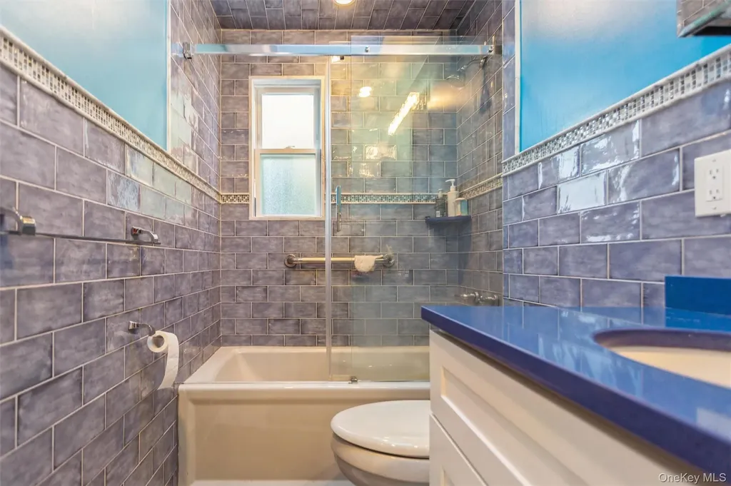 23 Glen Road Jericho NY 11590