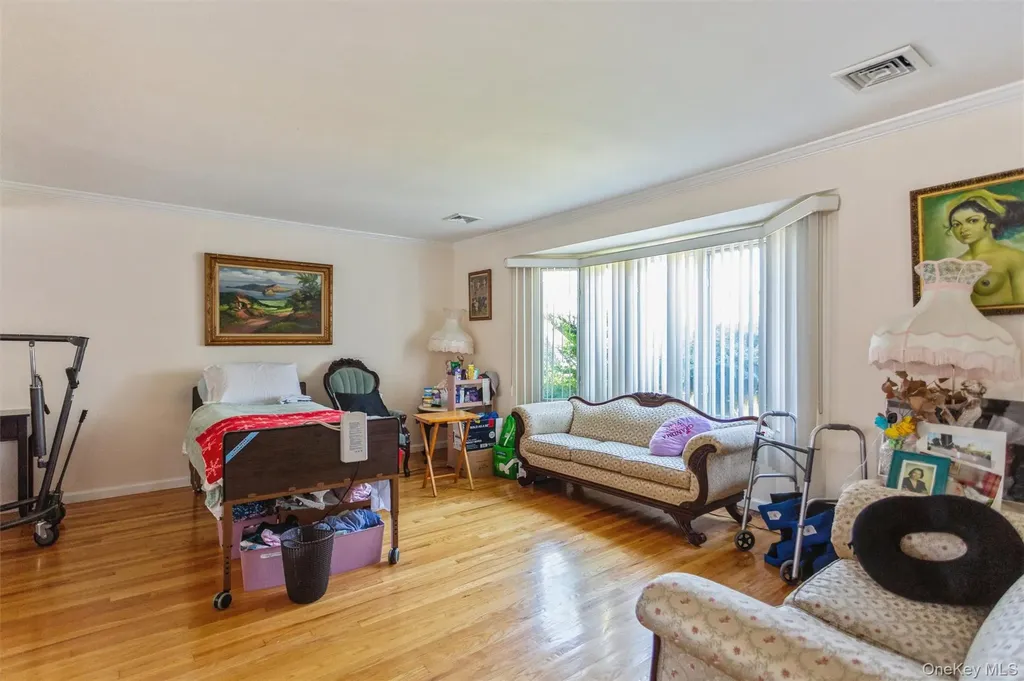 23 Glen Road Jericho NY 11590