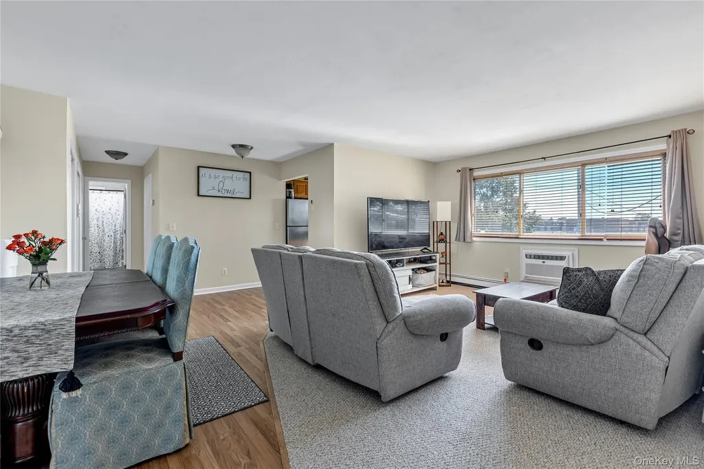 2423 Union Boulevard Islip NY 11751