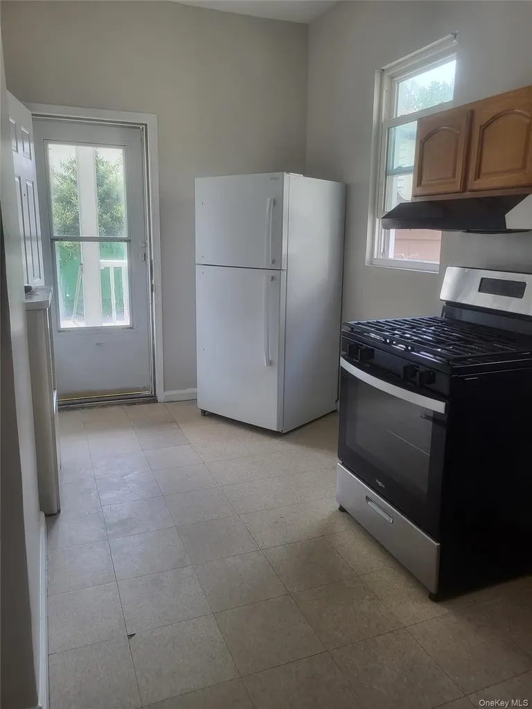 93-10 50th Avenue Elmhurst NY 11373