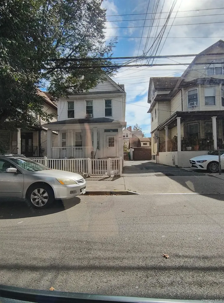 93-10 50th Avenue Elmhurst NY 11373