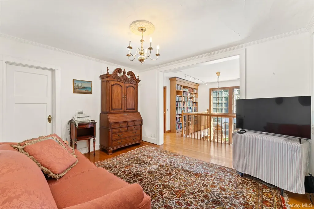 12 Hewitt Avenue Bronxville NY 10708