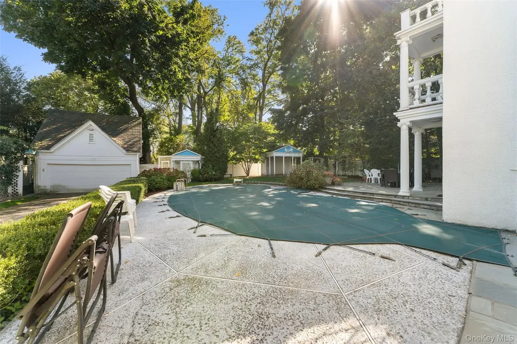 12 Hewitt Avenue Bronxville NY 10708