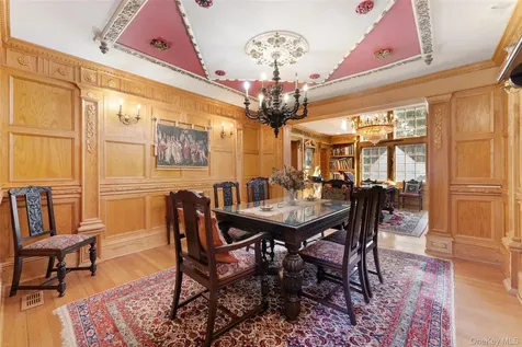 12 Hewitt Avenue Bronxville NY 10708