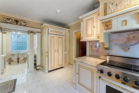 12 Hewitt Avenue Bronxville NY 10708