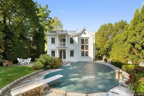 12 Hewitt Avenue Bronxville NY 10708