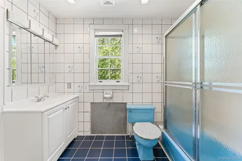 12 Hewitt Avenue Bronxville NY 10708