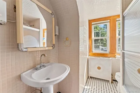 12 Hewitt Avenue Bronxville NY 10708