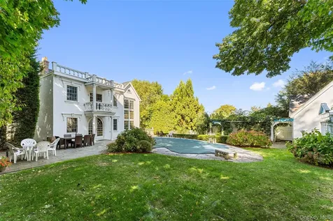 12 Hewitt Avenue Bronxville NY 10708