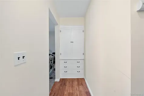 29 Lake Street Amityville NY 11701