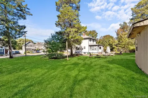 29 Lake Street Amityville NY 11701