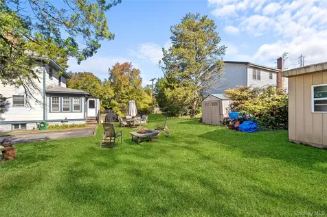 29 Lake Street Amityville NY 11701