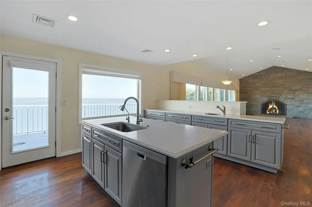 29 Tweed Boulevard Nyack NY 10960