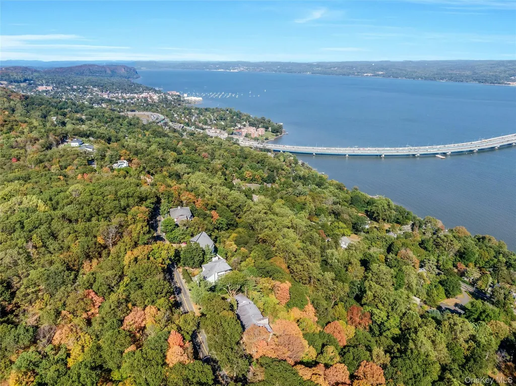 29 Tweed Boulevard Nyack NY 10960