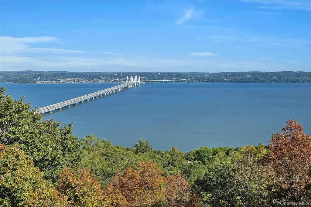 29 Tweed Boulevard Nyack NY 10960