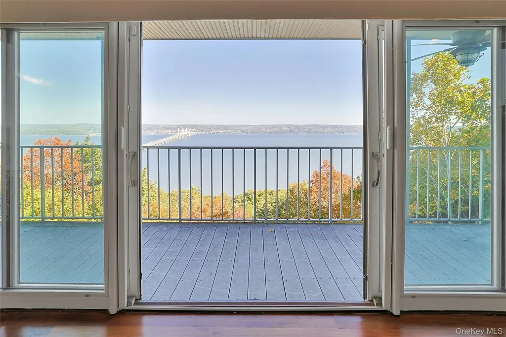 29 Tweed Boulevard Nyack NY 10960