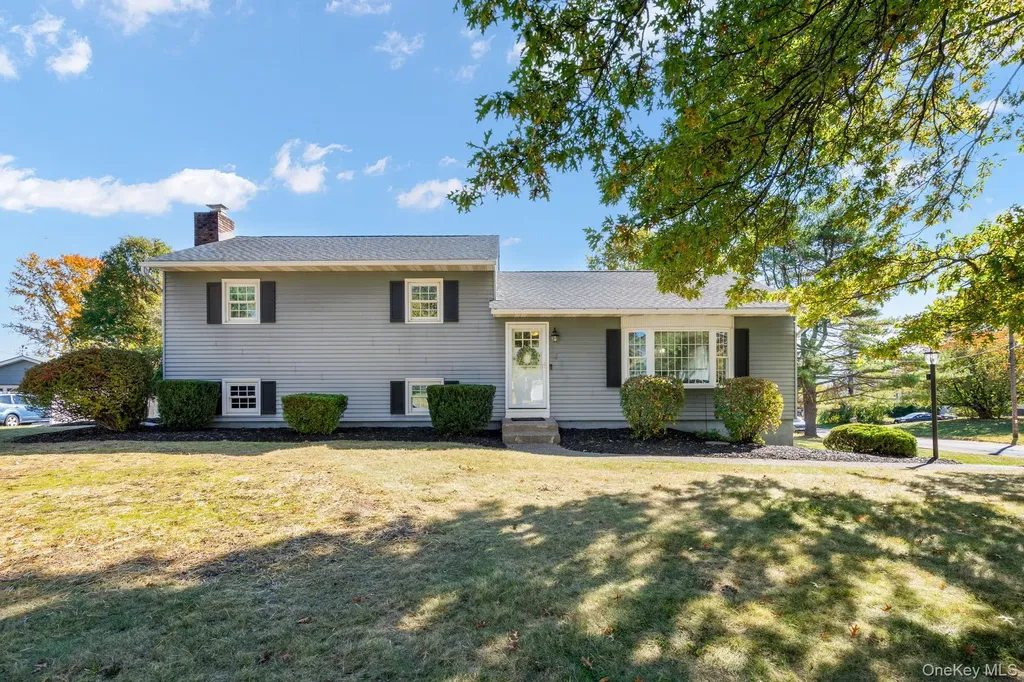 4 Lancer Drive Newburgh NY 12550