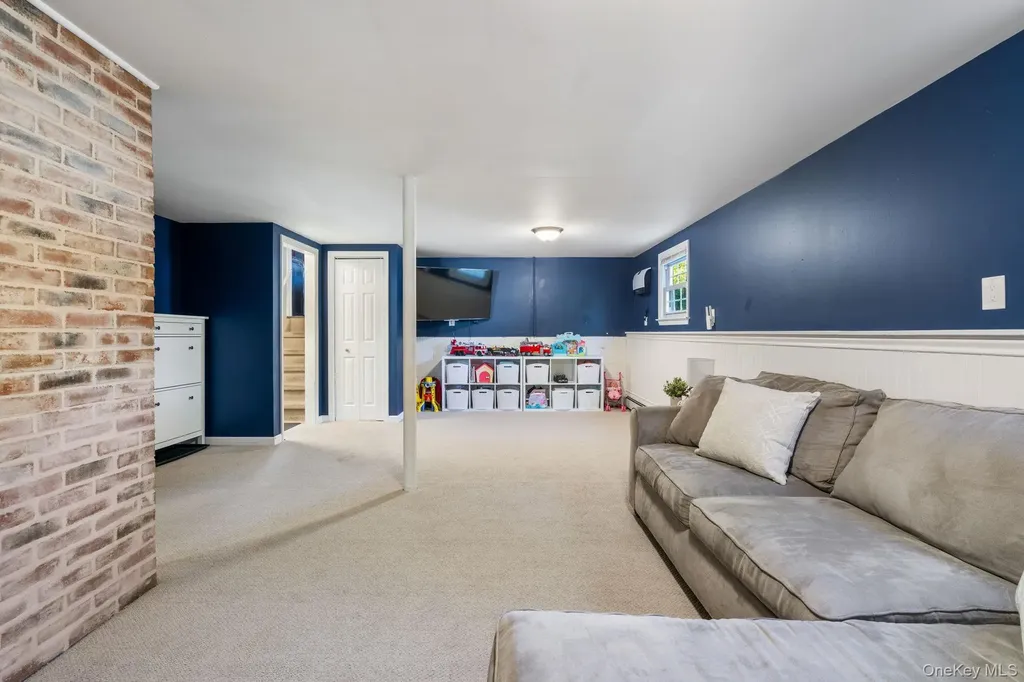 4 Lancer Drive Newburgh NY 12550