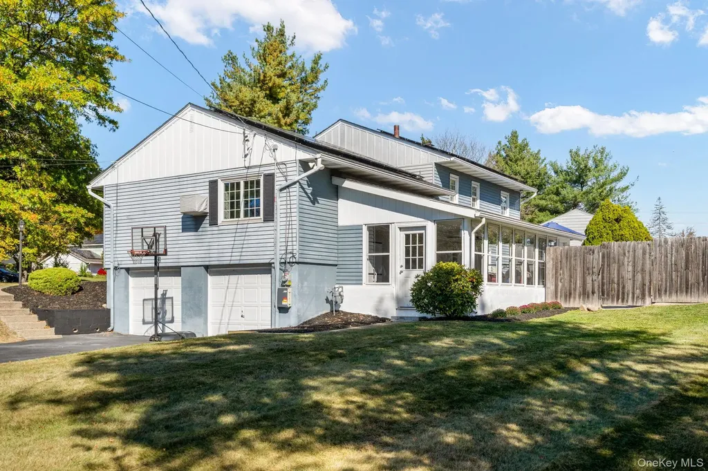 4 Lancer Drive Newburgh NY 12550