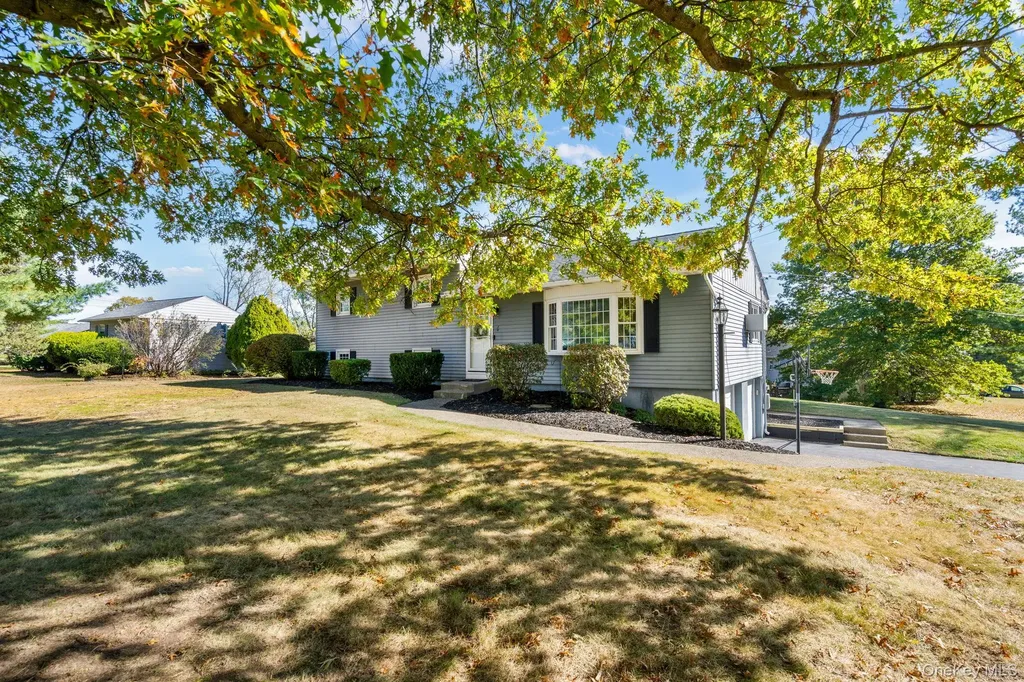 4 Lancer Drive Newburgh NY 12550