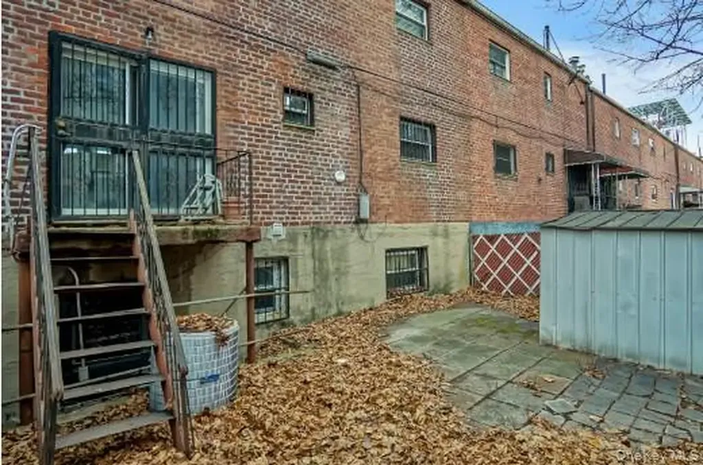 668 Van Siclen Avenue Brooklyn NY 11207