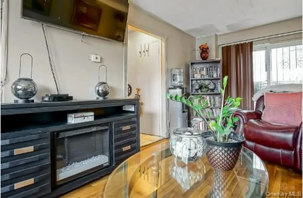 668 Van Siclen Avenue Brooklyn NY 11207