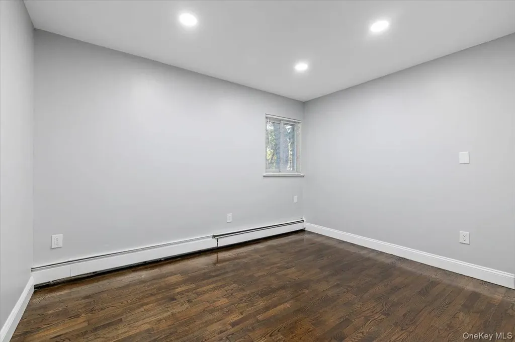 1358 Saxon Avenue Bay Shore NY 11706
