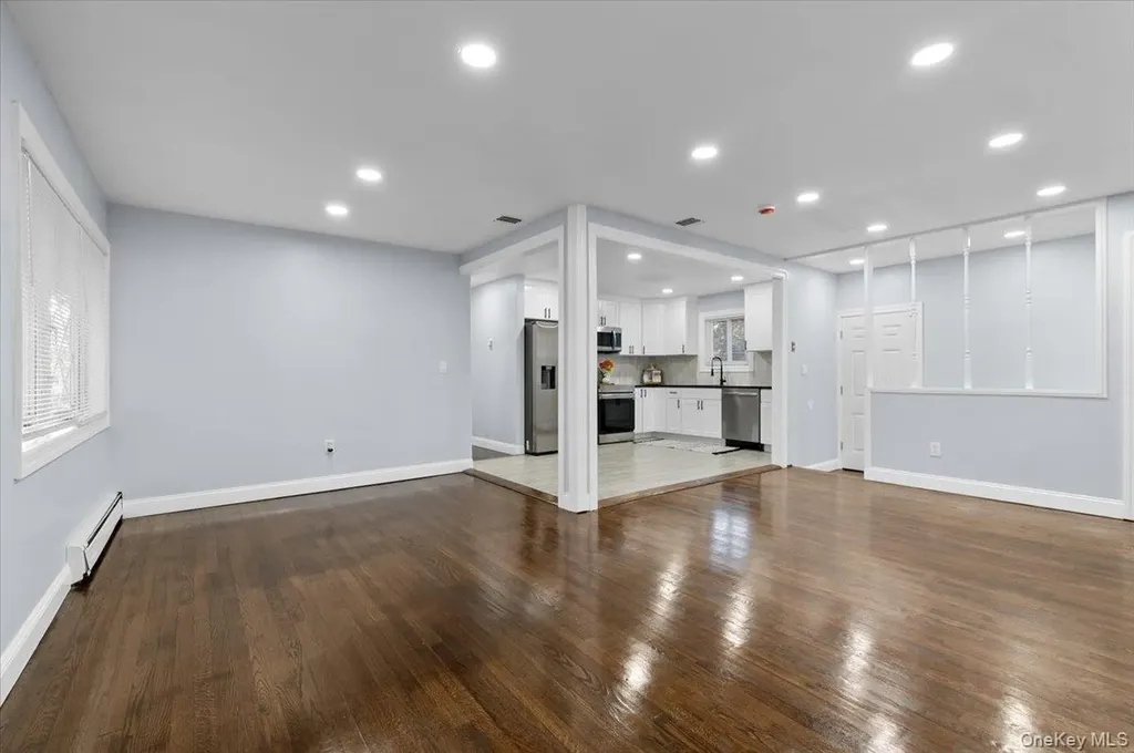 1358 Saxon Avenue Bay Shore NY 11706